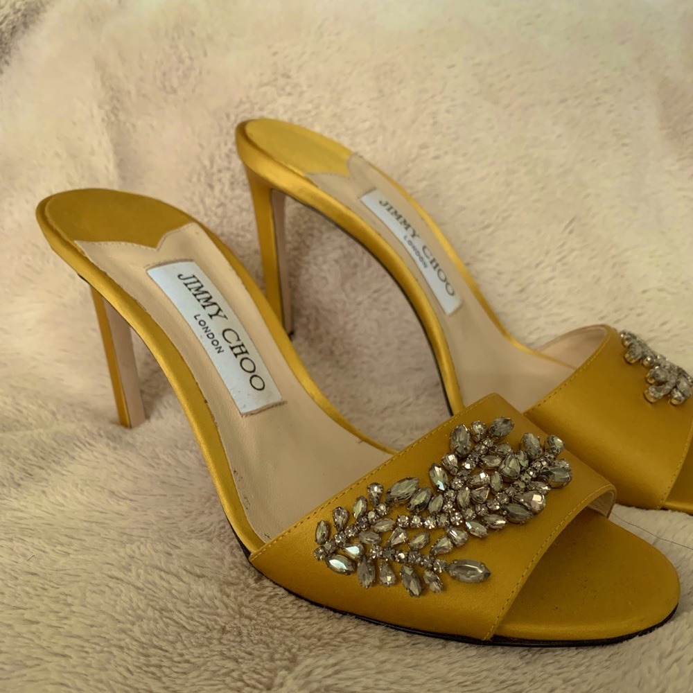 Stacy 85 yellow satin sandal with embellishment